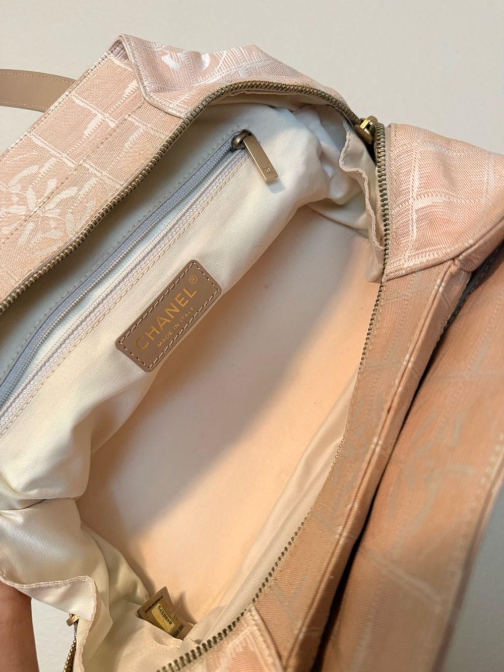 CHANEL CC Travel Line Tote Bag - Picture 8 of 15